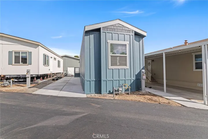 8086 Mission Boulevard 18, Jurupa Valley, California 92509