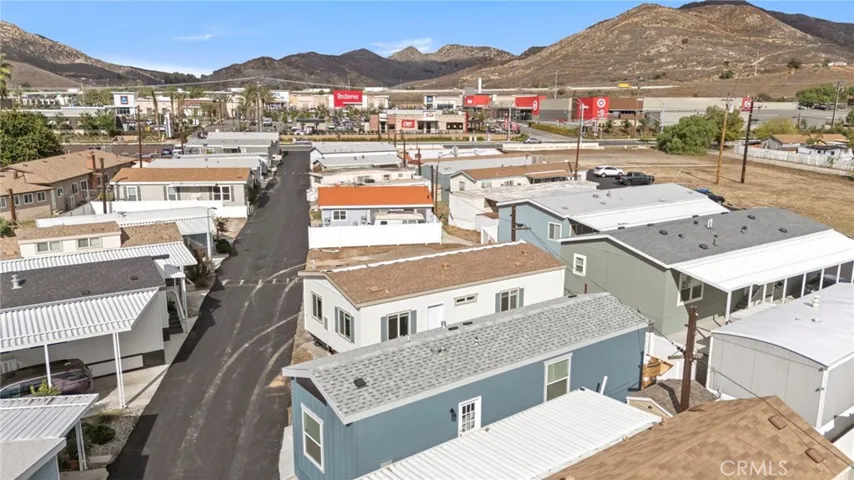 8086 Mission Boulevard 18, Jurupa Valley, California 92509