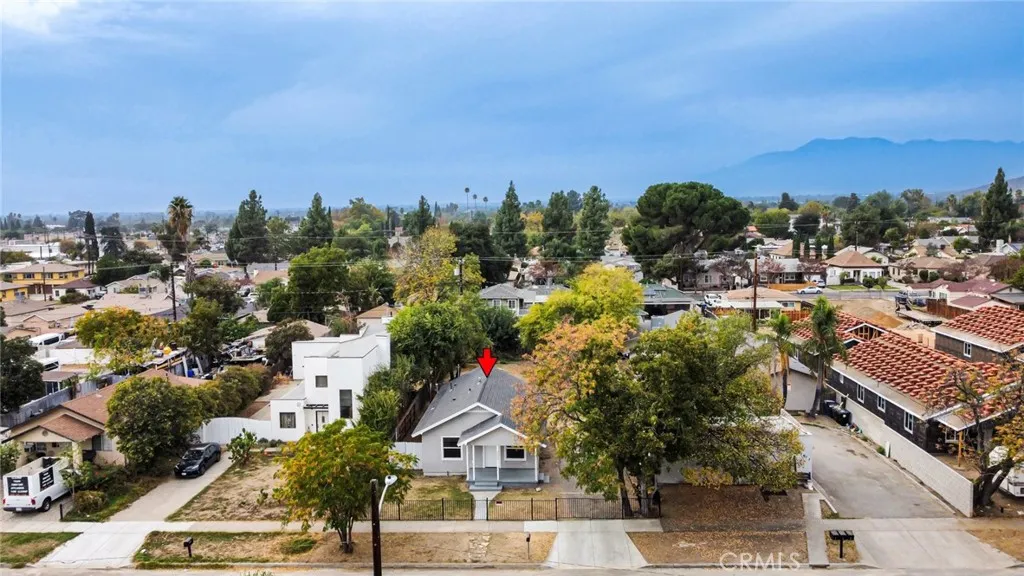 2450 N Sierra Way, San Bernardino, California 92405 home-pic-24
