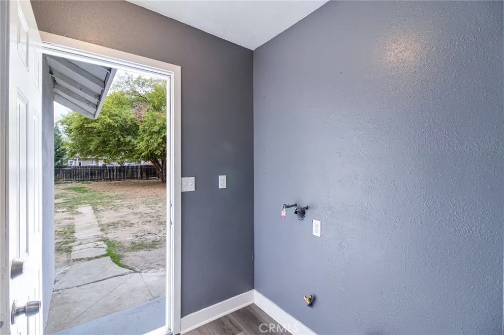 2450 N Sierra Way, San Bernardino, California 92405 home-pic-20