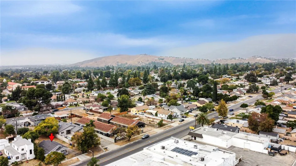 2450 N Sierra Way, San Bernardino, California 92405 home-pic-25