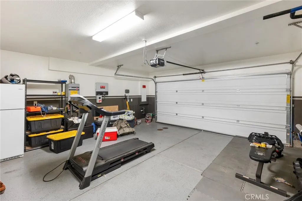 37534 Ebony Drive, Palmdale, California 93551 home-pic-35