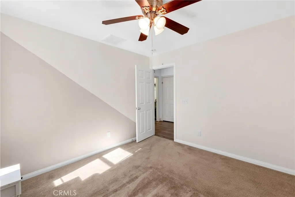 37534 Ebony Drive, Palmdale, California 93551 home-pic-11