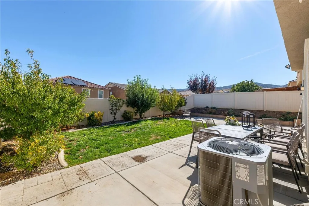 37534 Ebony Drive, Palmdale, California 93551 home-pic-38