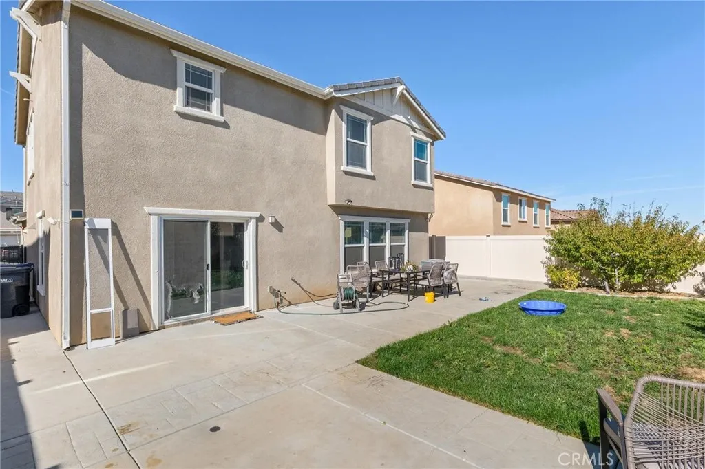 37534 Ebony Drive, Palmdale, California 93551 home-pic-37
