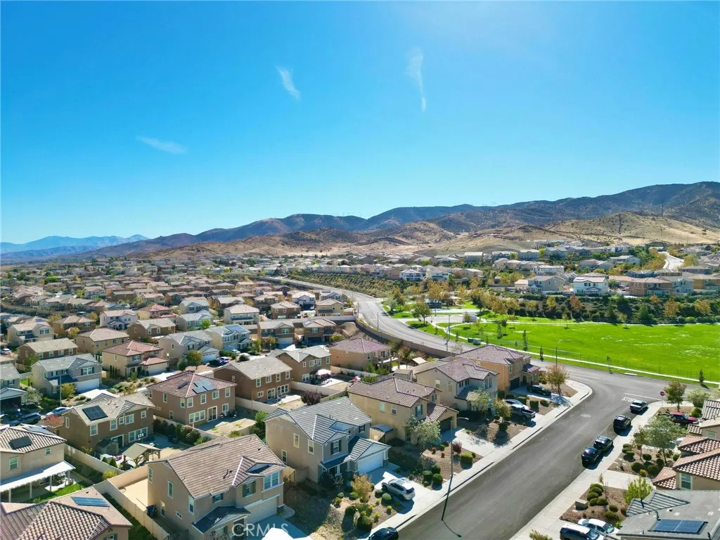 37534 Ebony Drive, Palmdale, California 93551 home-pic-51