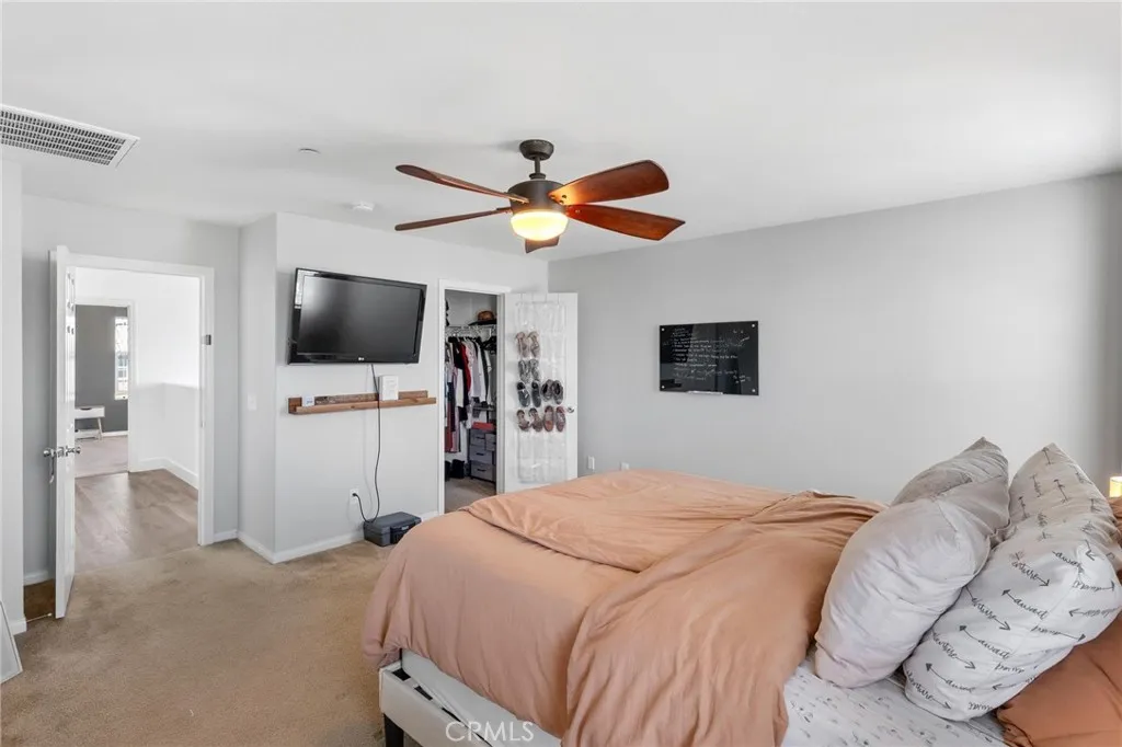 37534 Ebony Drive, Palmdale, California 93551 home-pic-16