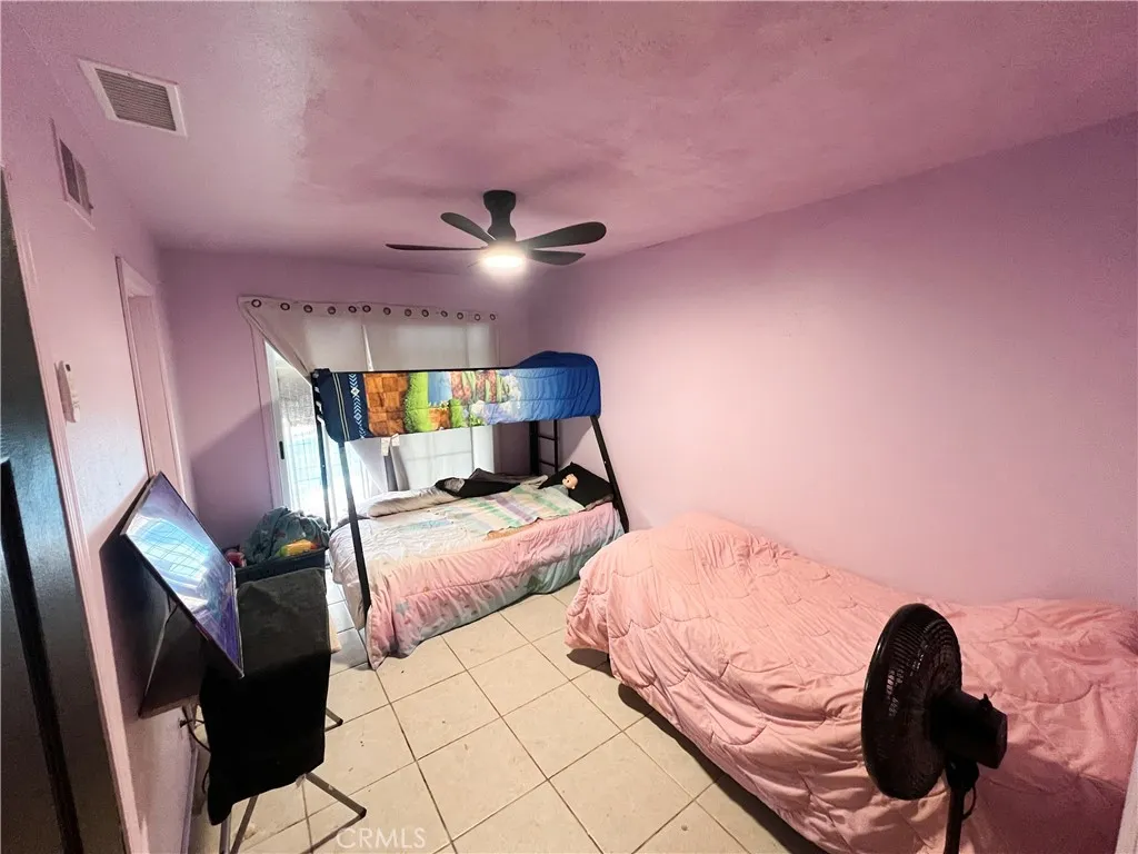 6120 Rogers Ln, San Bernardino, California 92404 home-pic-5