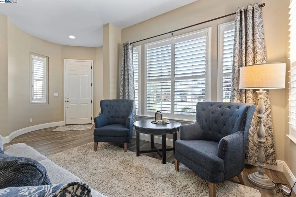 6454 Green Castle Cir, Discovery Bay, California 94505 home-pic-3