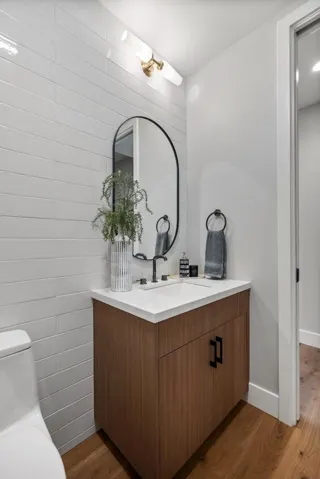 231 Hope Street, Mountain View, California 94041