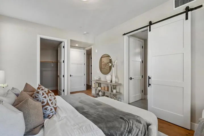 231 Hope Street, Mountain View, California 94041