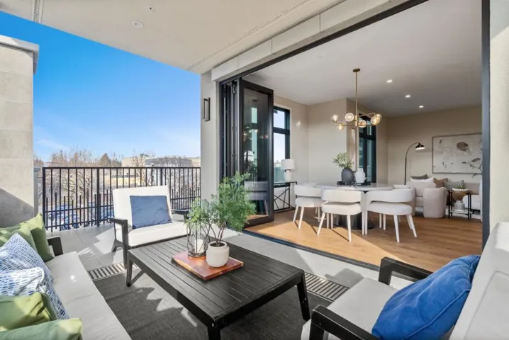 231 Hope Street, Mountain View, California 94041