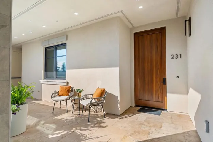 231 Hope Street, Mountain View, California 94041