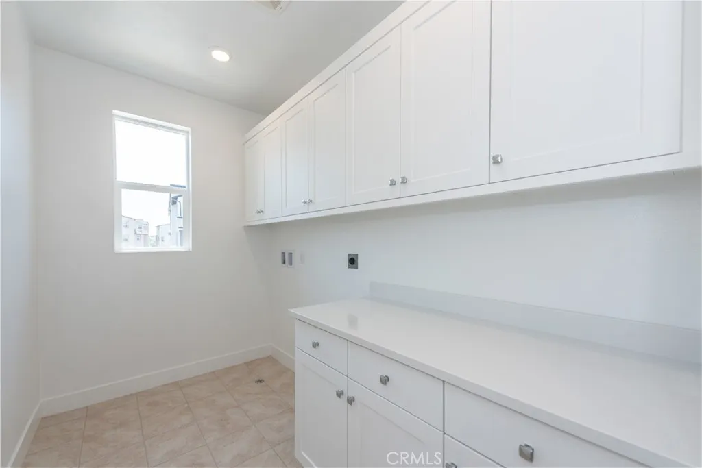 363 Proctor, Irvine, California 92618 home-pic-31