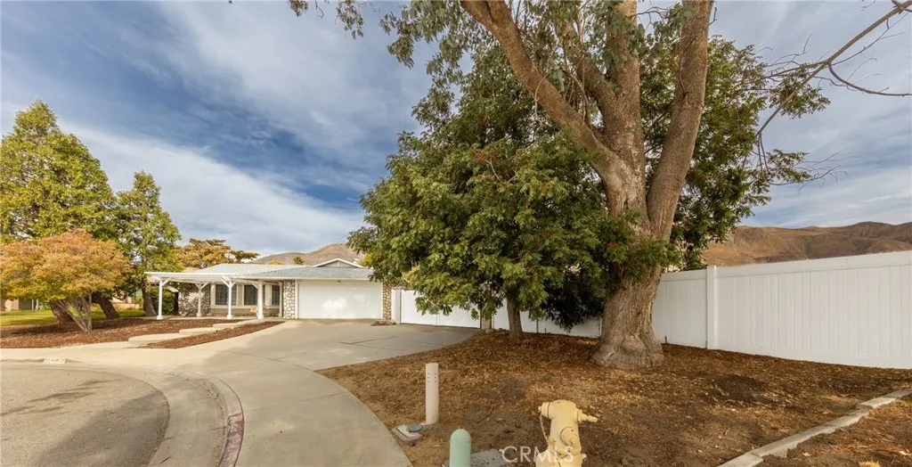 215 Yellowstone Court, San Jacinto, California 92583 home-pic-5