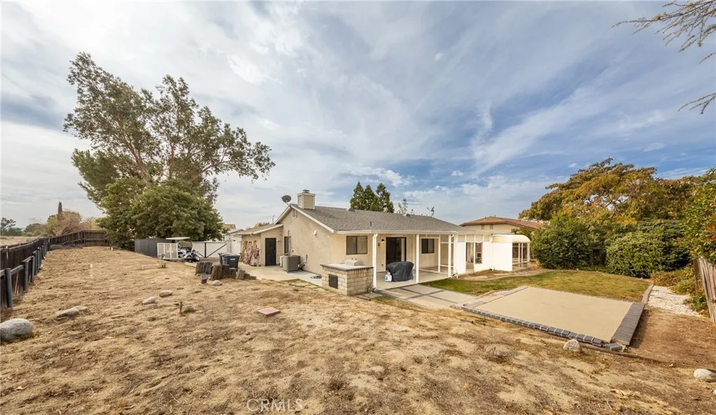 215 Yellowstone Court, San Jacinto, California 92583 home-pic-19