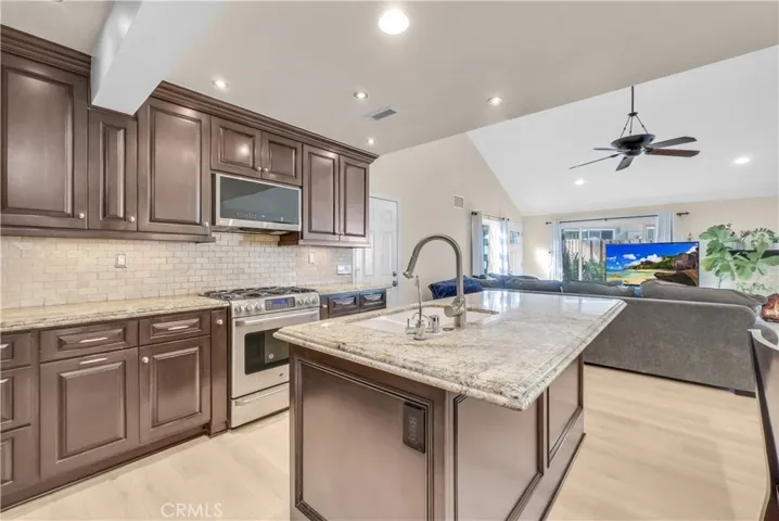 25934 Robin, Mission Viejo, California 92691
