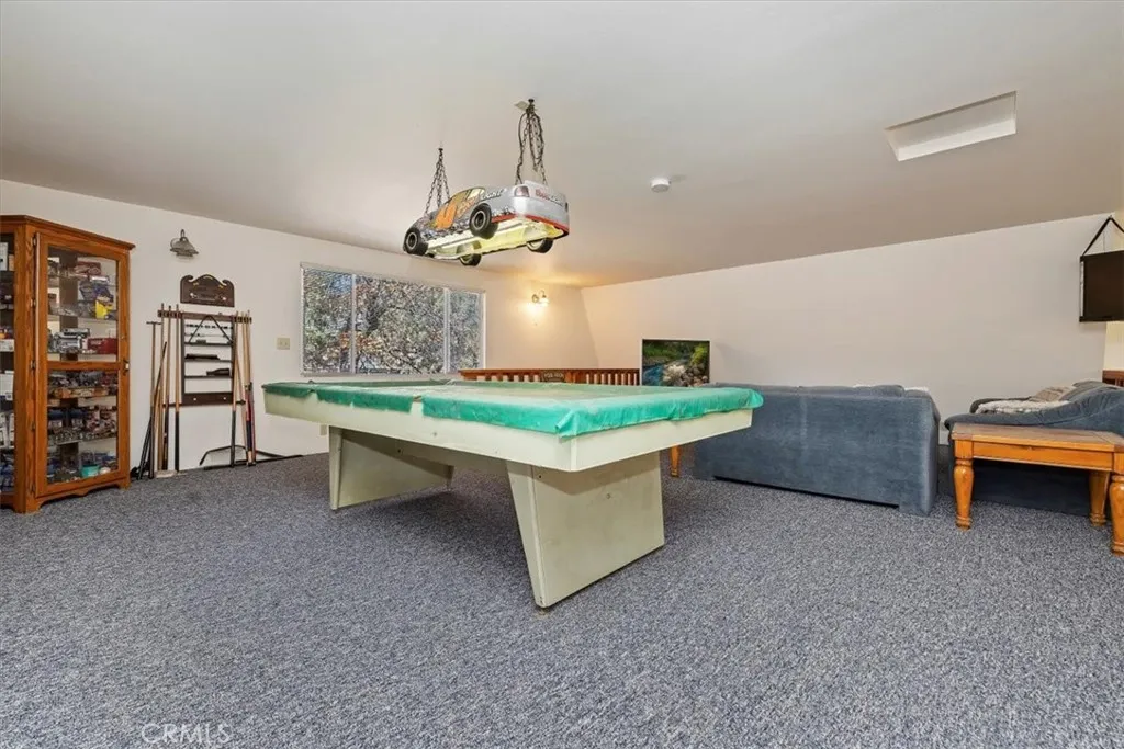 627 Sunset Lane, Sugarloaf, California 92386 home-pic-24