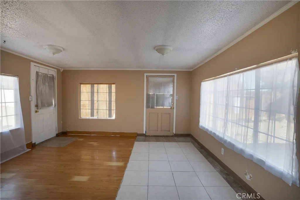 4015 Triton, Palmdale, California 93552 home-pic-11