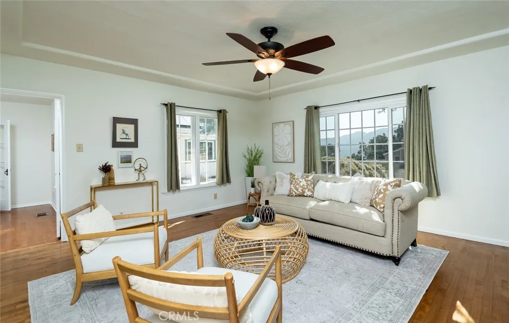 3135 Los Olivos, La Crescenta, California 91214 home-pic-9