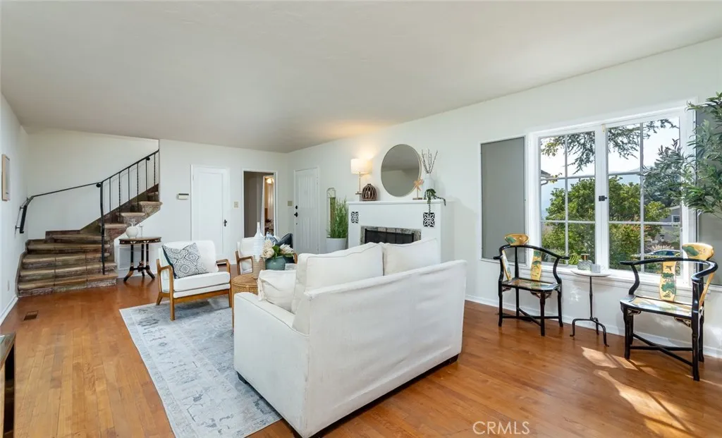 3135 Los Olivos, La Crescenta, California 91214 home-pic-5