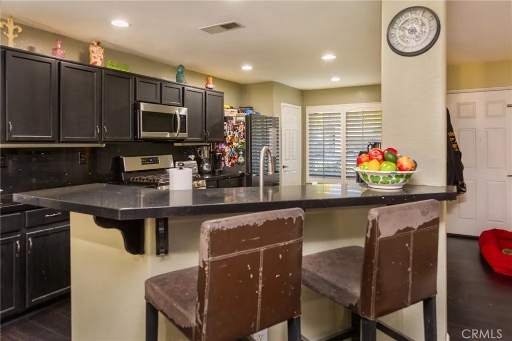 28327 28327 Gibraltar Lane, Castaic, California 91384 home-pic-8