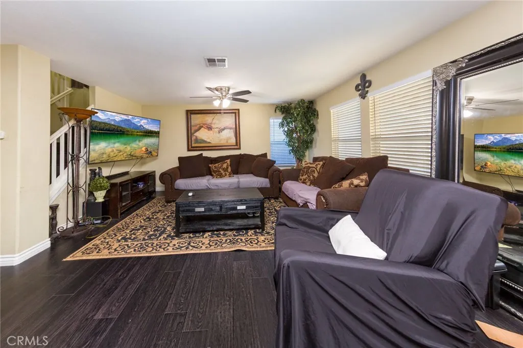 28327 28327 Gibraltar Lane, Castaic, California 91384 home-pic-5
