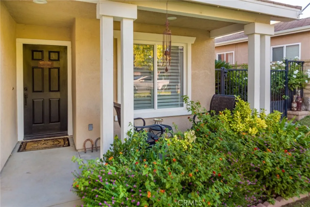 28327 28327 Gibraltar Lane, Castaic, California 91384 home-pic-4
