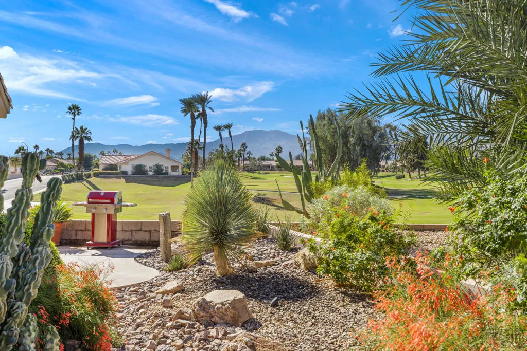 38801 Brandywine Avenue, Palm Desert, California 92211 home-pic-0