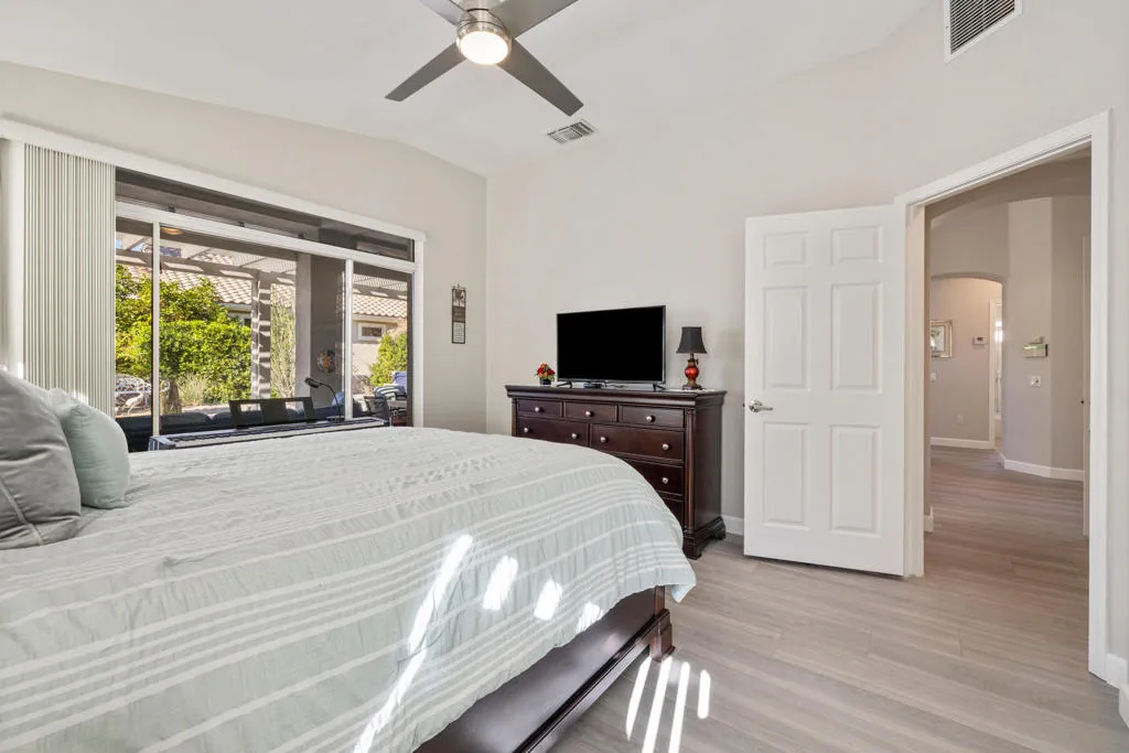38801 Brandywine Avenue, Palm Desert, California 92211 home-pic-18