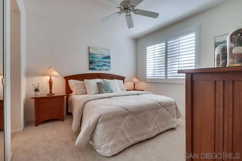 10776 Sabre Hill Dr 150, San Diego, California 92128 home-pic-24