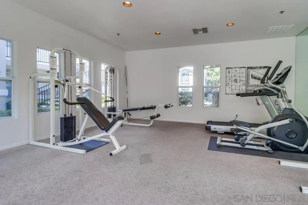 10776 Sabre Hill Dr 150, San Diego, California 92128 home-pic-33