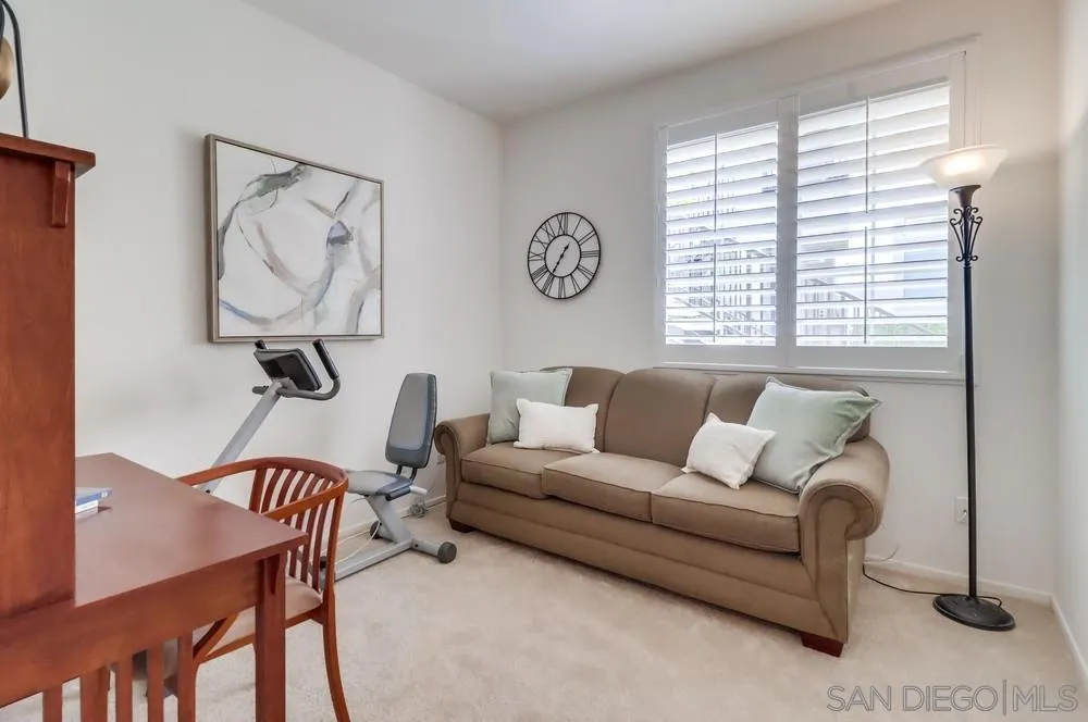 10776 Sabre Hill Dr 150, San Diego, California 92128 home-pic-17