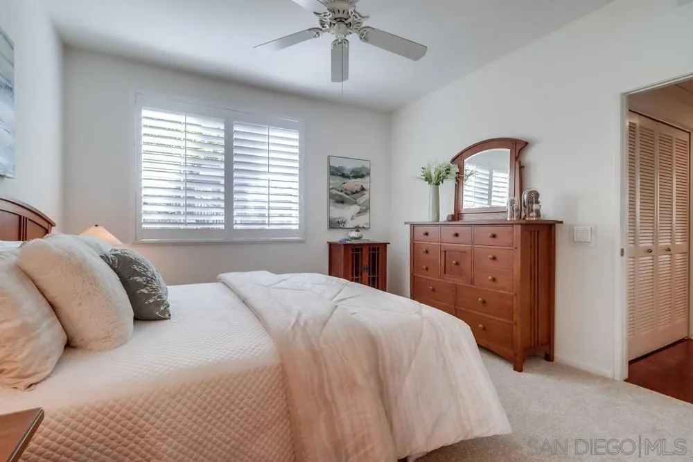 10776 Sabre Hill Dr 150, San Diego, California 92128 home-pic-25