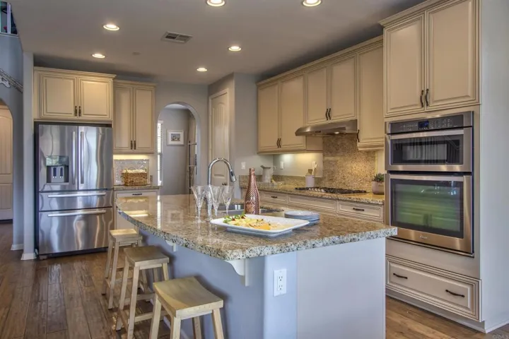7146 Sitio Destino, Carlsbad, California 92009