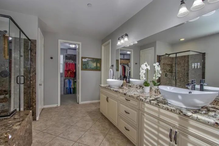 7146 Sitio Destino, Carlsbad, California 92009