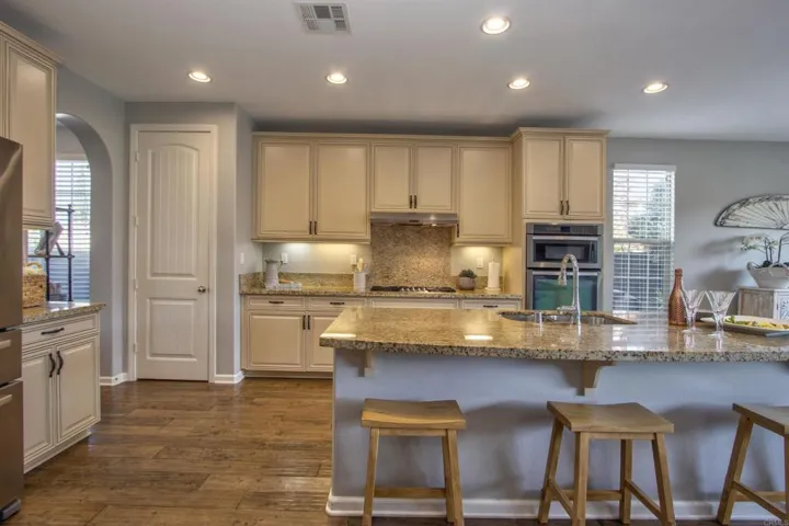 7146 Sitio Destino, Carlsbad, California 92009
