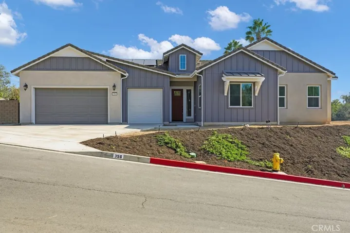356 N Meyer Lane ~ Ready Now!