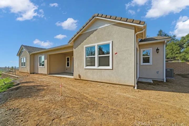 356 N Meyer Lane ~ Ready Now!