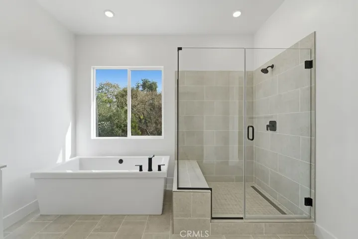 356 N Meyer Lane ~ Ready Now!
