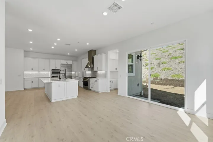 356 N Meyer Lane ~ Ready Now!