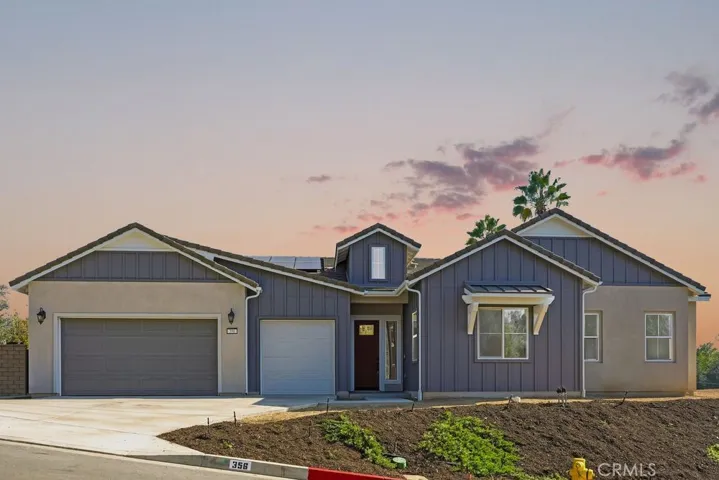 356 N Meyer Lane ~ Ready Now!
