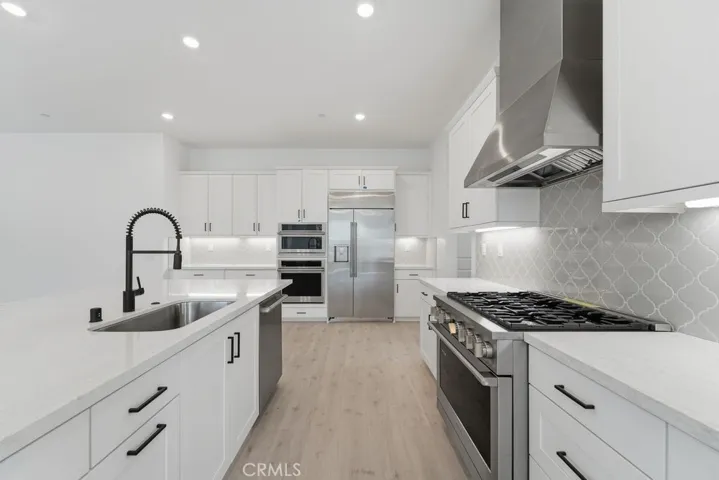 356 N Meyer Lane ~ Ready Now!