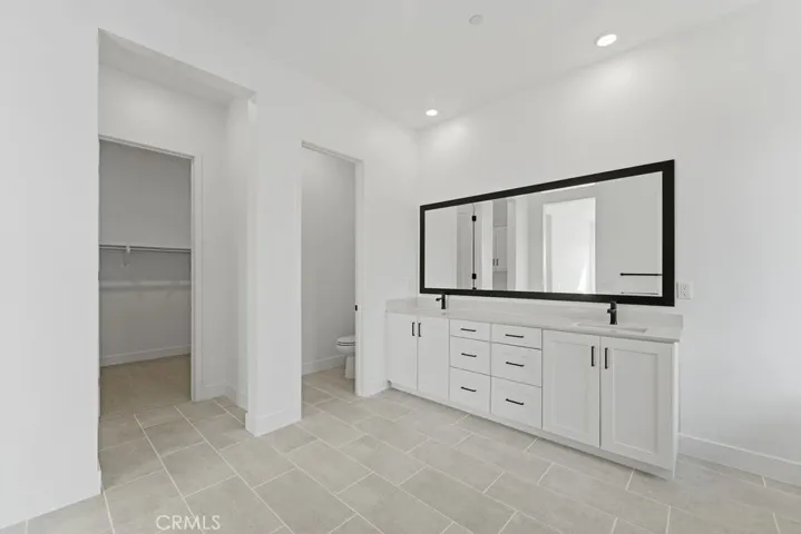 356 N Meyer Lane ~ Ready Now!