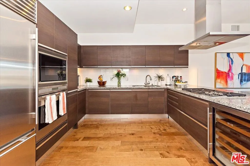 3111 Via Dolce 402, Marina Del Rey, California 90292 home-pic-9