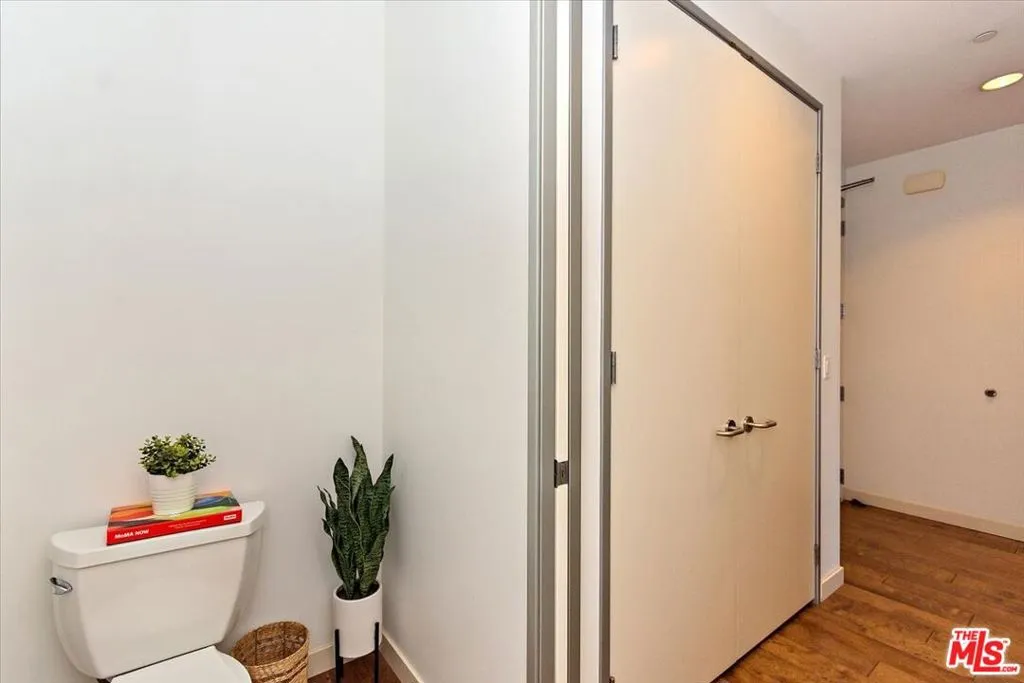 3111 Via Dolce 402, Marina Del Rey, California 90292 home-pic-17