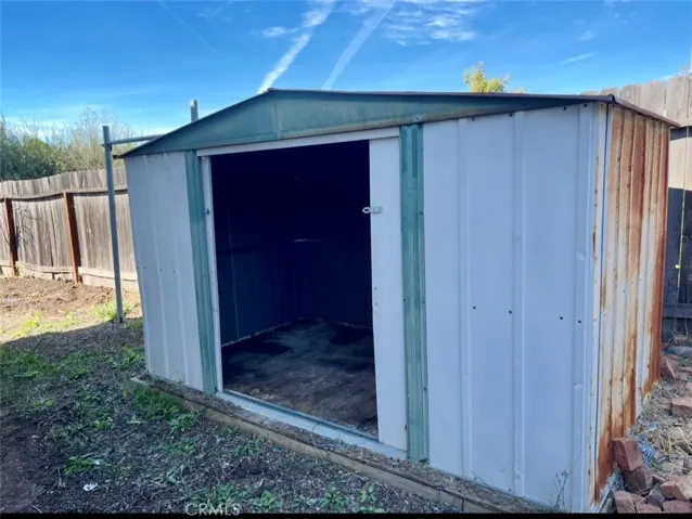 Shed