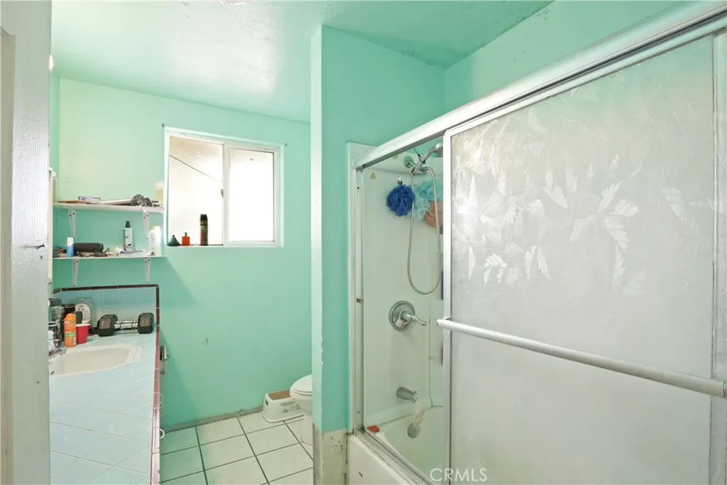 9329 Mcnerney, South Gate, California 90280 home-pic-23