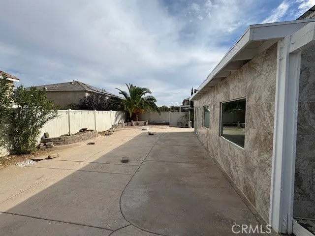 2401 W Avenue P12, Palmdale, California 93551 home-pic-47