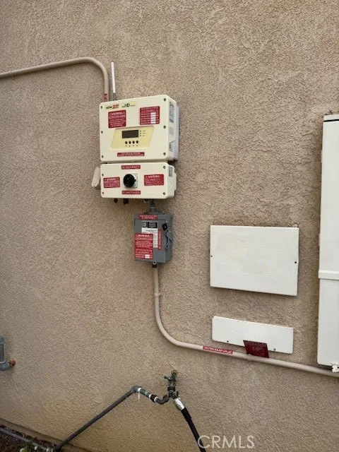 2401 W Avenue P12, Palmdale, California 93551 home-pic-49